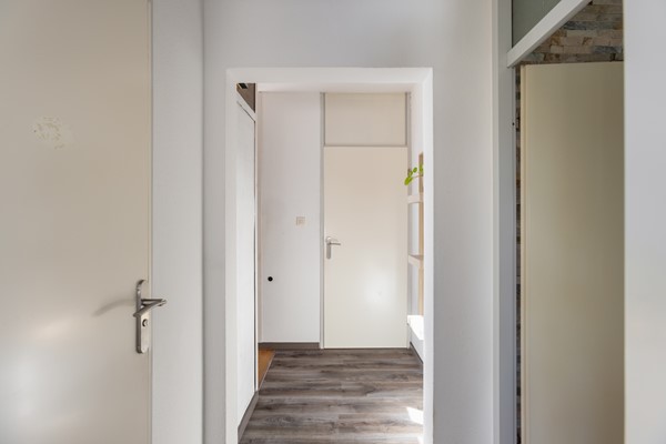 Essenburg 28, Dordrecht-16.jpg